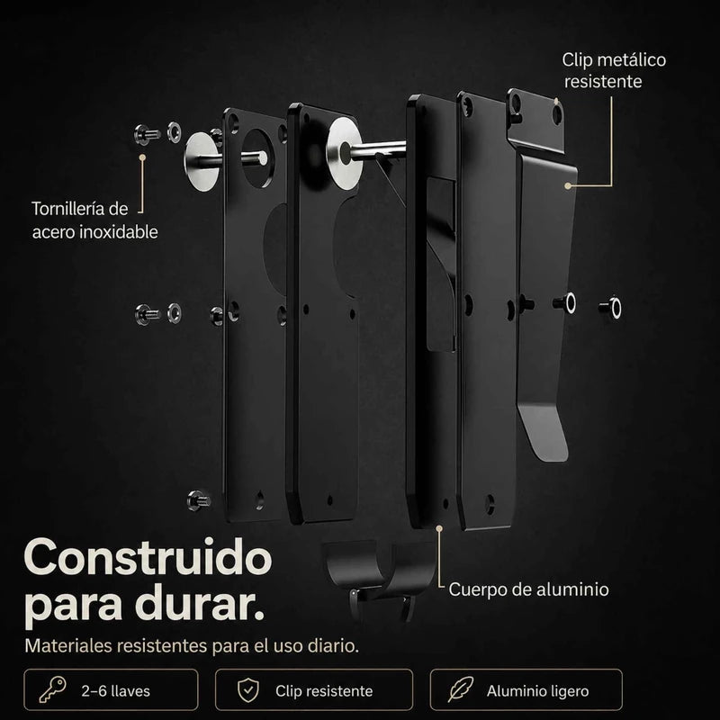 Organizador de llaves KÄRN desmontado con cuerpo de aluminio, tornillería y clip metálico resistente
