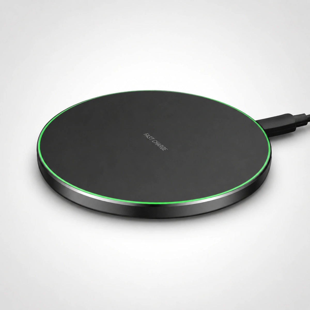 Base de carga inalámbrica Qi 15W KÄRN negra con luz LED verde, diseño compacto para móvil compatible