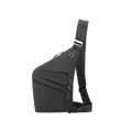 Mochila antirrobo Smart KÄRN en color negro, diseño cruzado ideal para seguridad urbana y viajes.