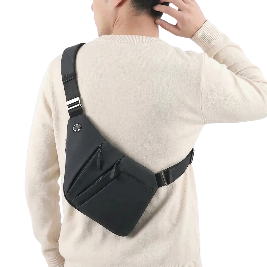 Mochila antirrobo KÄRN en uso, vista espalda