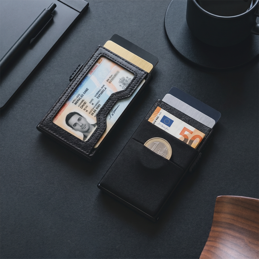 cartera elegante negra con dni dinero y tarjetas diseño premium