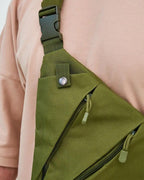 Mochila cruzada antirrobo KÄRN cremalleras ocultas detalle